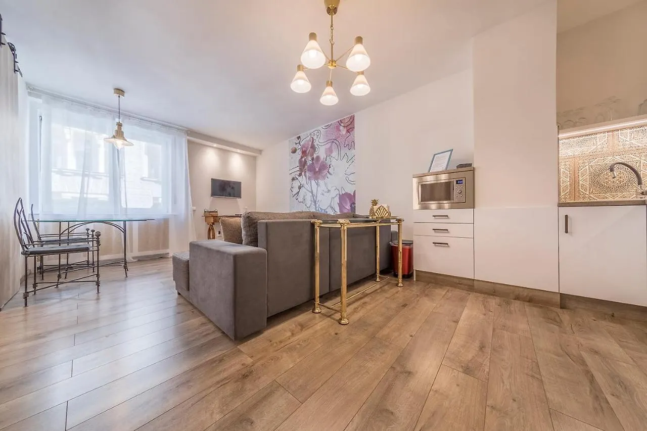 Sandra Apartment Close To Chain Bridge Budapeşte 0*,  Macaristan